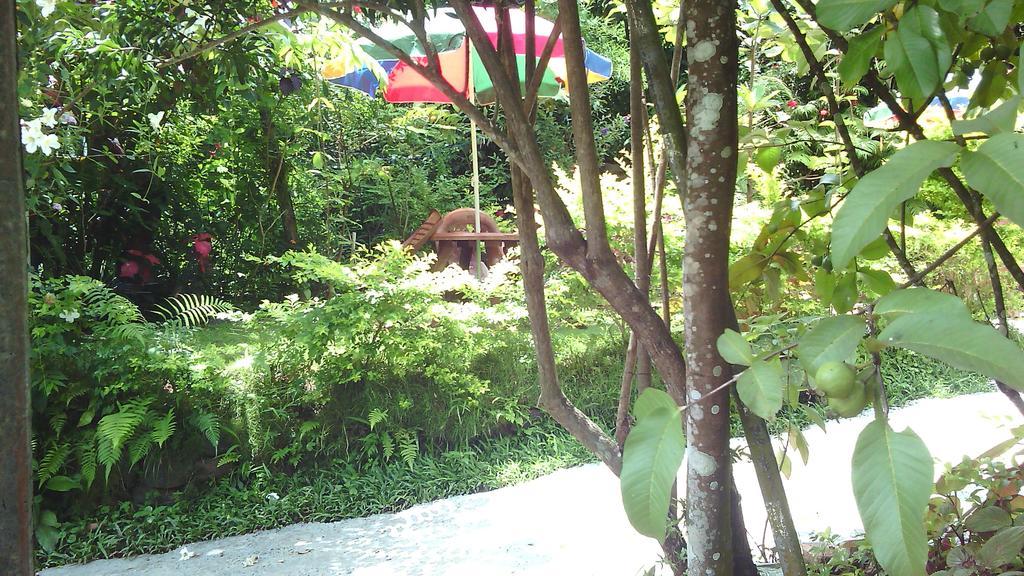 Haniffas Holiday Inn Kandy Exterior photo