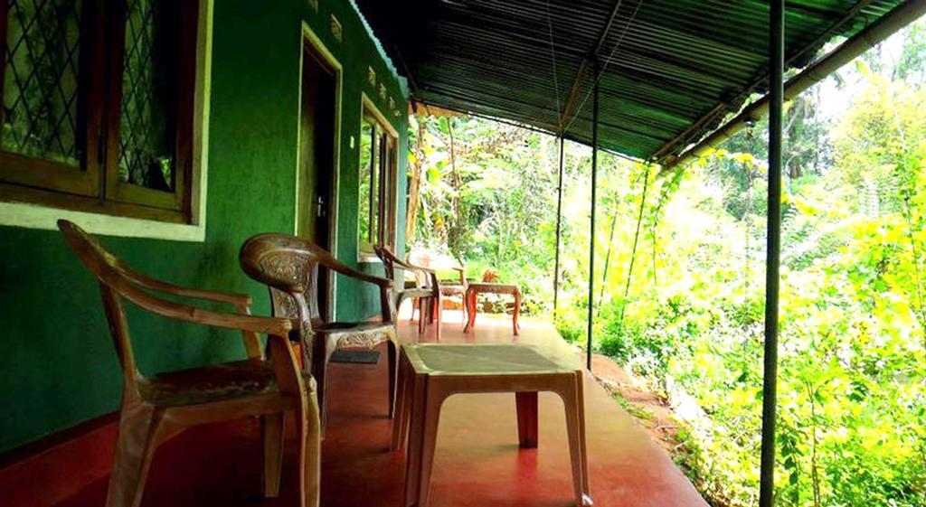 Haniffas Holiday Inn Kandy Exterior photo